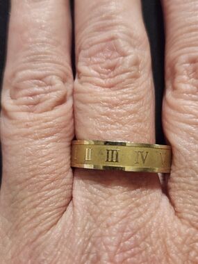 ​EdForce Gold Tone Stainless Steel Roman Numeral Band Ring - Size 10